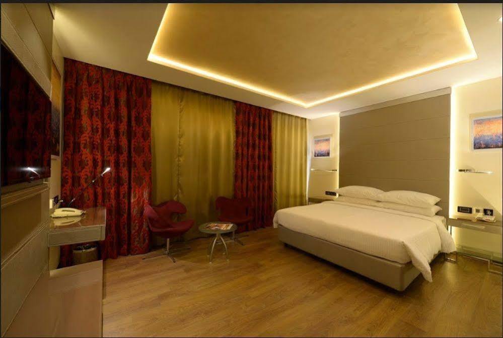 Genesis Hotel Near Mumbai Airport Luaran gambar