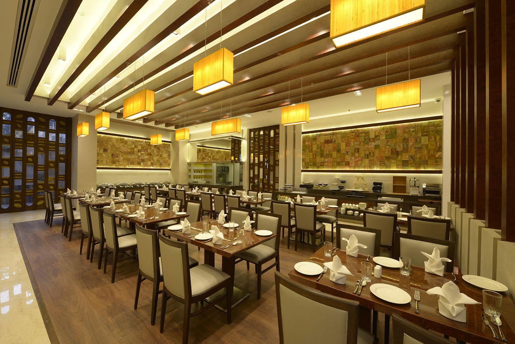 Genesis Hotel Near Mumbai Airport Luaran gambar